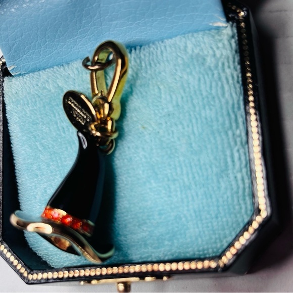 JUICY COUTURE Rare 2013 Limited Edition Wicked Couture Hat Charm - Picture 3 of 7